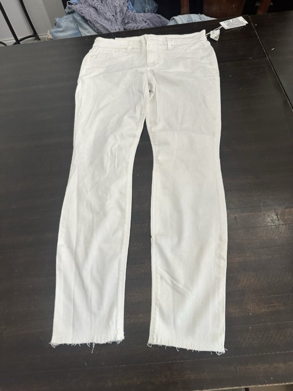 Joe’s Jeans white skinny leg jeans 29 NWT Women’s
